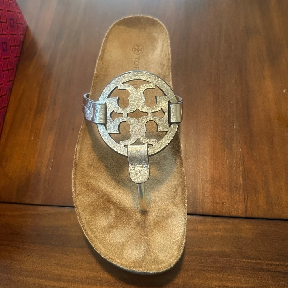 Brand New Tory Burch Miller Spark Gold Cloud Sandals Size 8